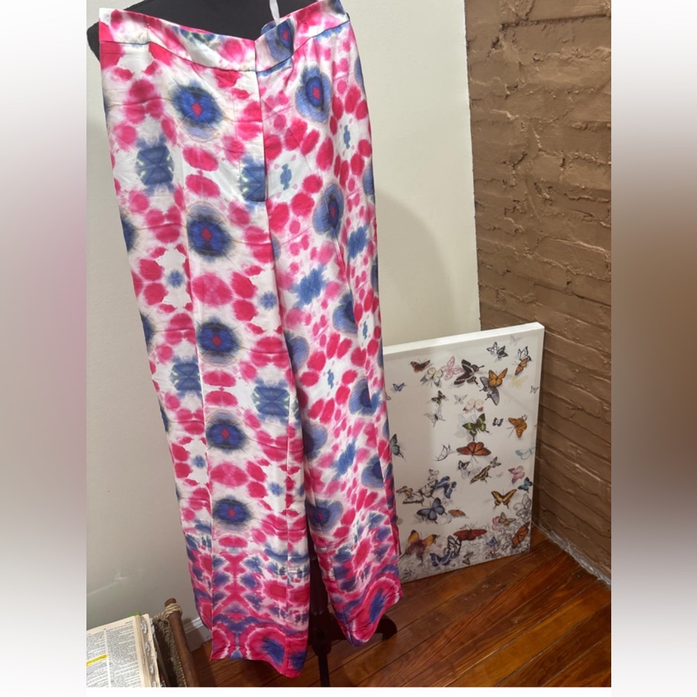Zara FLOWY PRINTED PANTS High-waisted pants with wide legs and metal hook Large